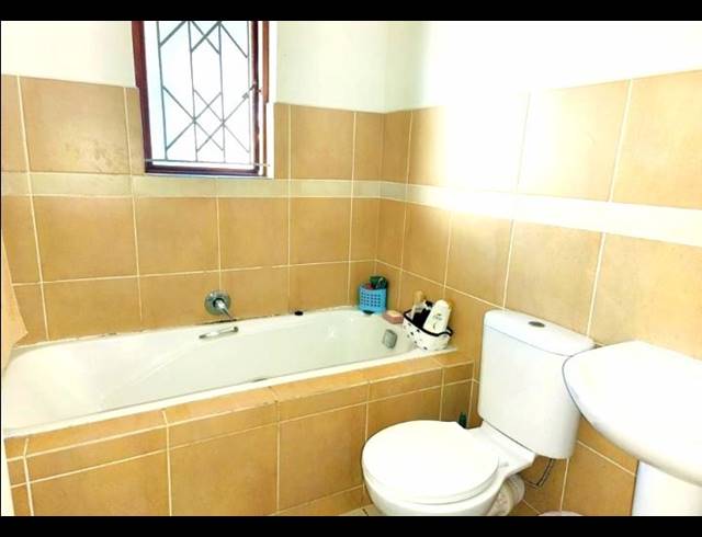 2 BEDROOM APARTMENT FOR SALE IN VELD EN VLEI